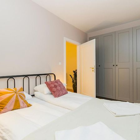 Shortstaypoland Targowa B160 Varsóvia Exterior foto